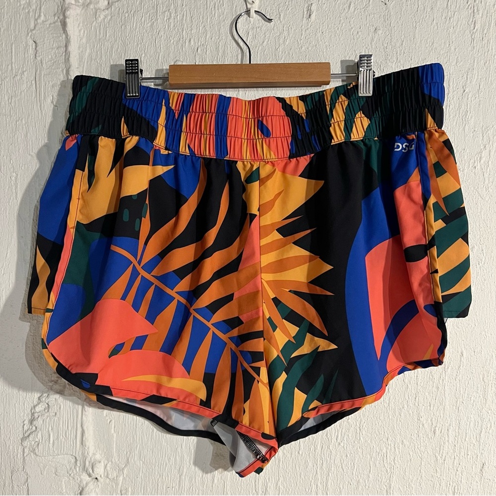DSG • athletic workout activewear shorts
